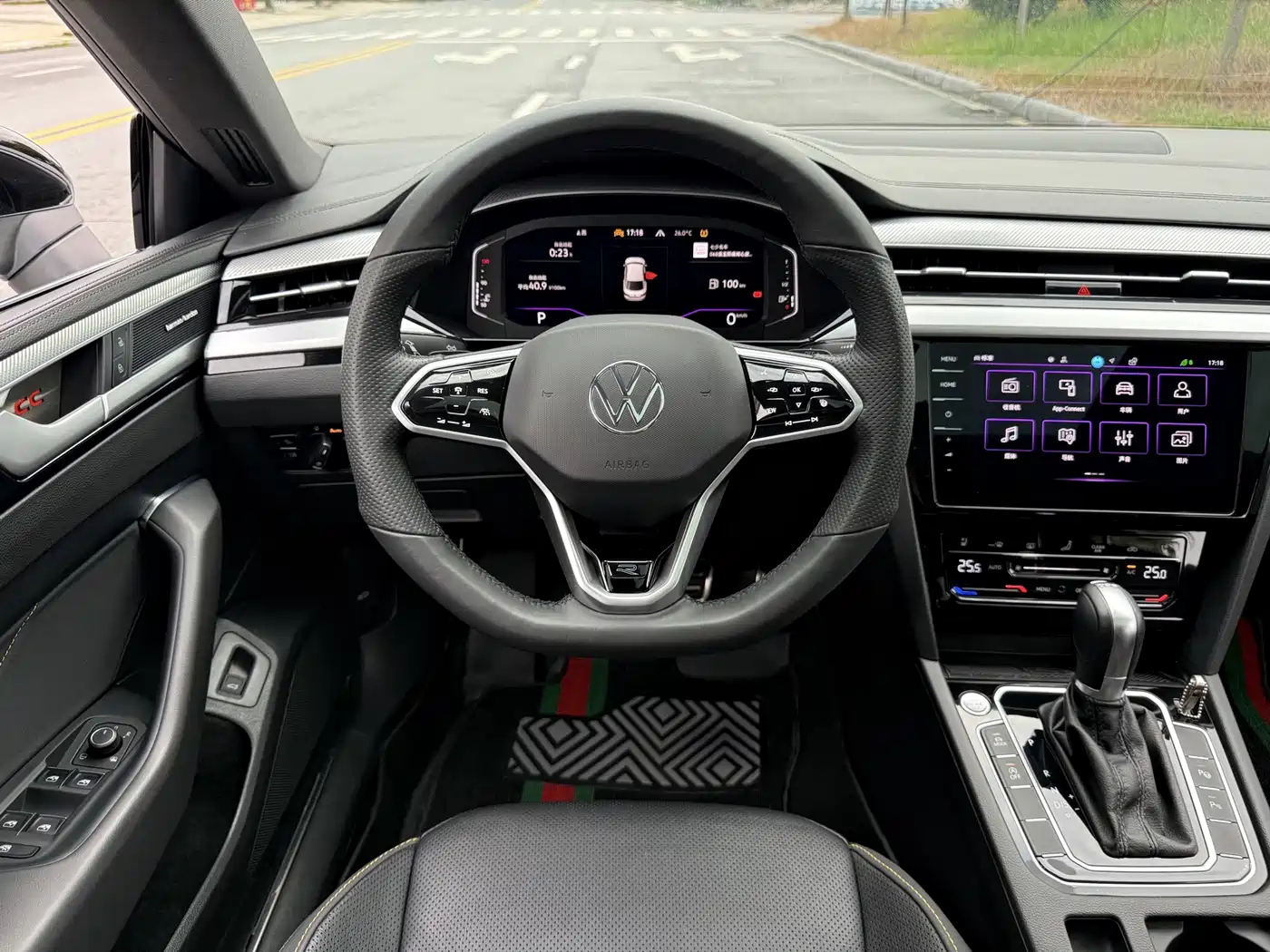 Volkswagen FAW-Volkswagen CC 2023 380TSI Eye-catching Edition фото 12