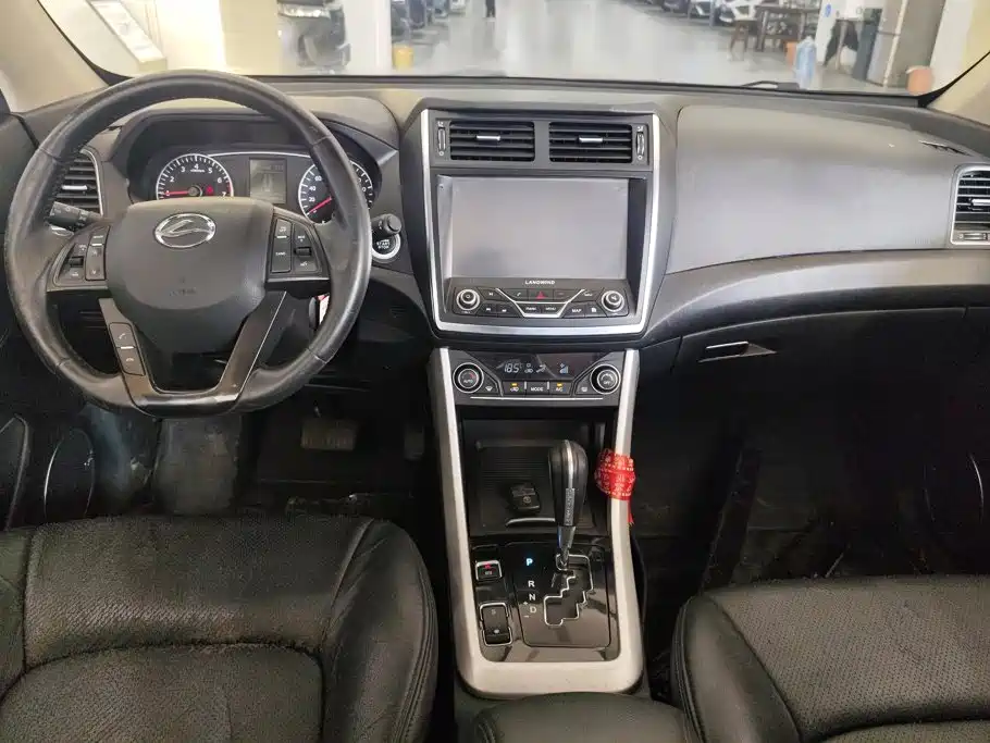 Landwind X5 2016 2016 Plus 1.5T CVT Innovation Edition