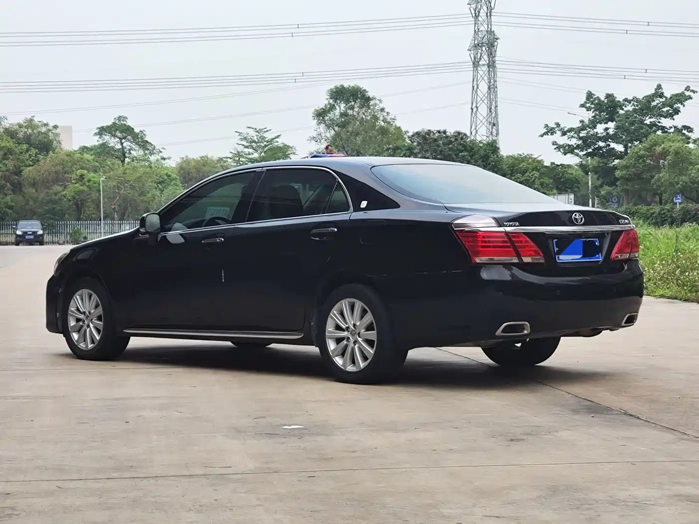 Toyota Crown 2012 2.5L Royal фото 6