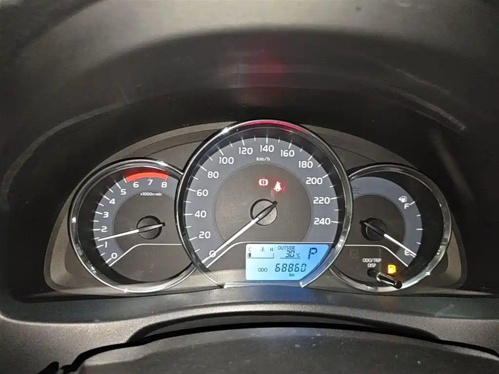 Toyota Corolla 2018 1.2T S-CVT GL Smart Edition фото 12