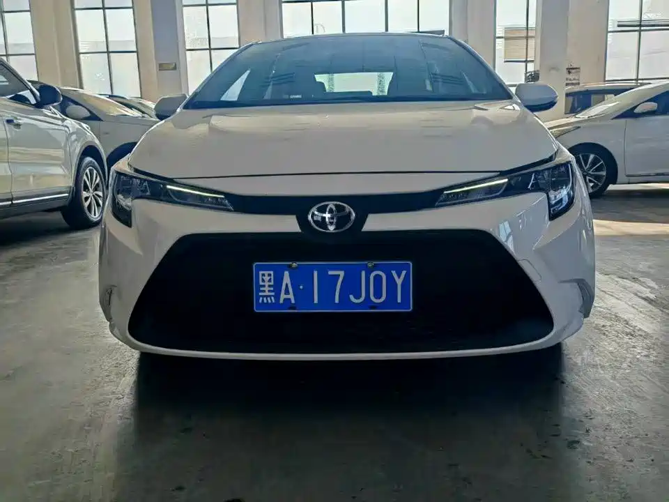 Toyota Levin 2021 TNGA 1.5L CVT Progressive Edition фото 2