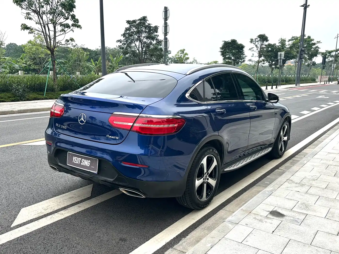 Mercedes-Benz GLC Coupe 2018 2018 GLC 200 4MATIC Coupe SUV