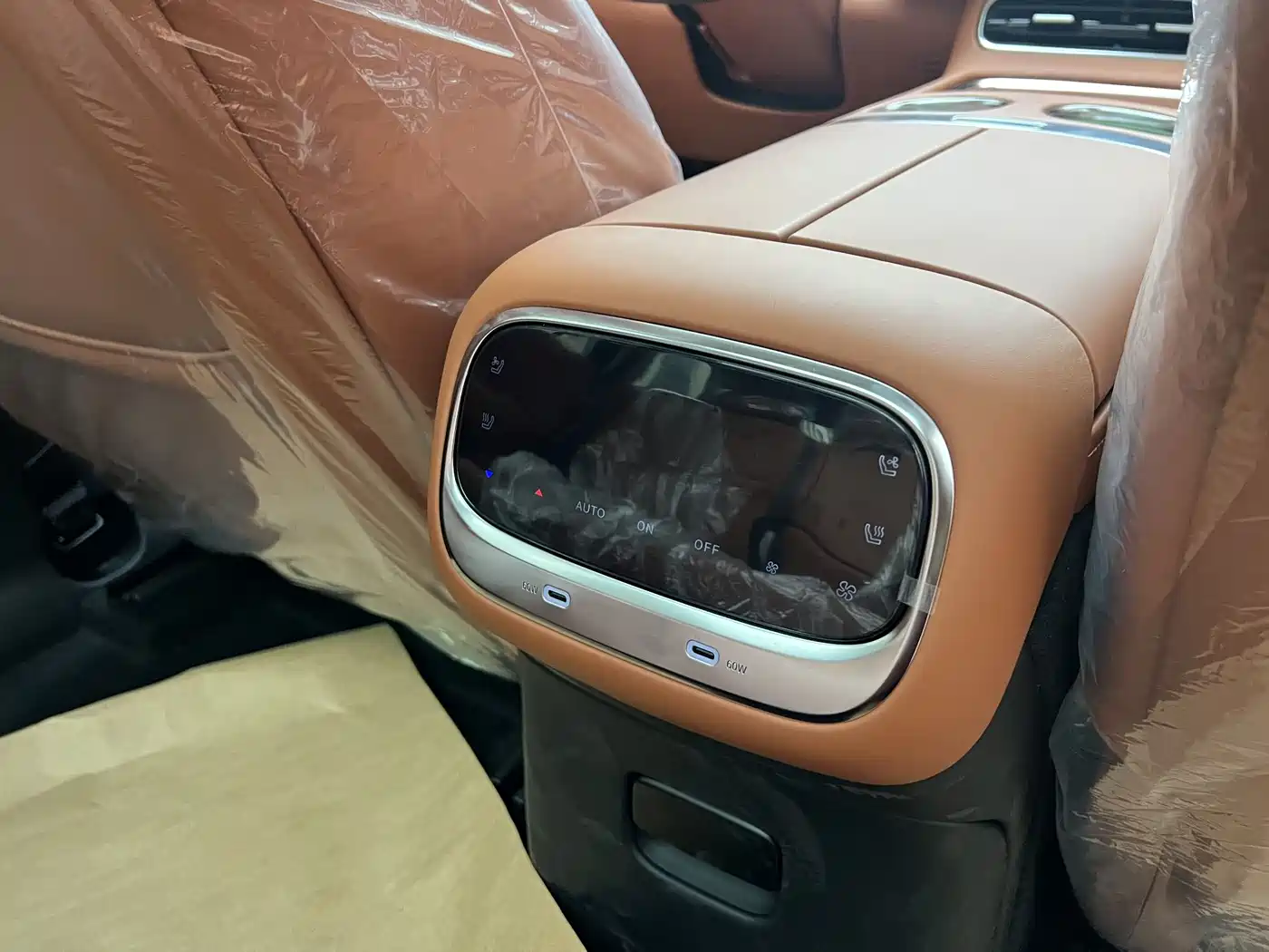 GAC Trumpchi Trumpchi Vision S9 2025 Basic 5-seater фото 24