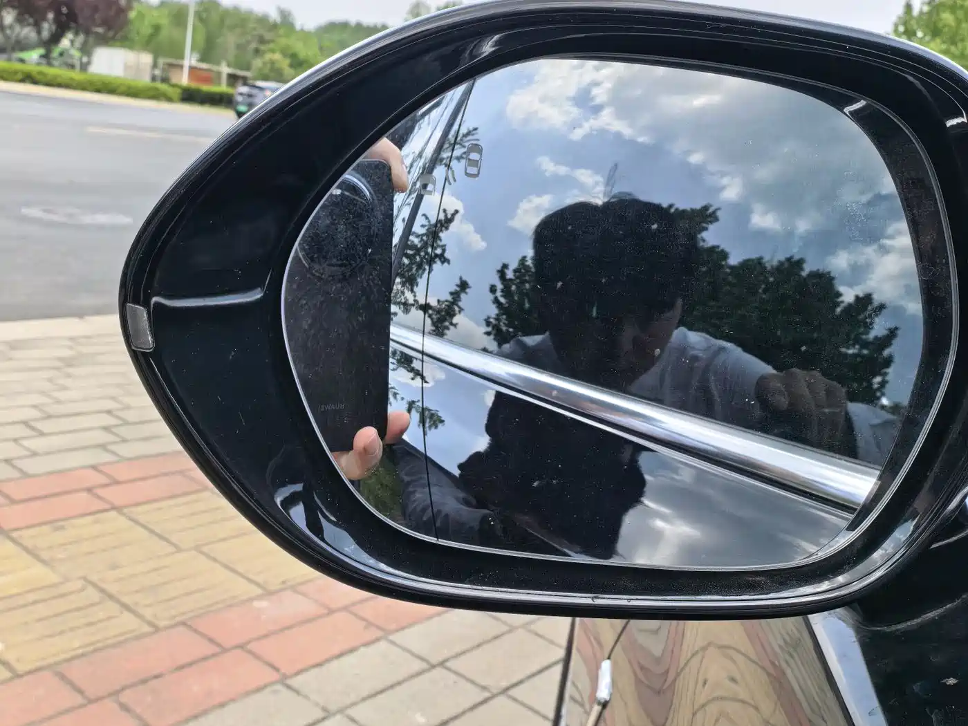 Hongqi H5 2023 2.0T Auto Smart Connect Flag Comfort фото 10