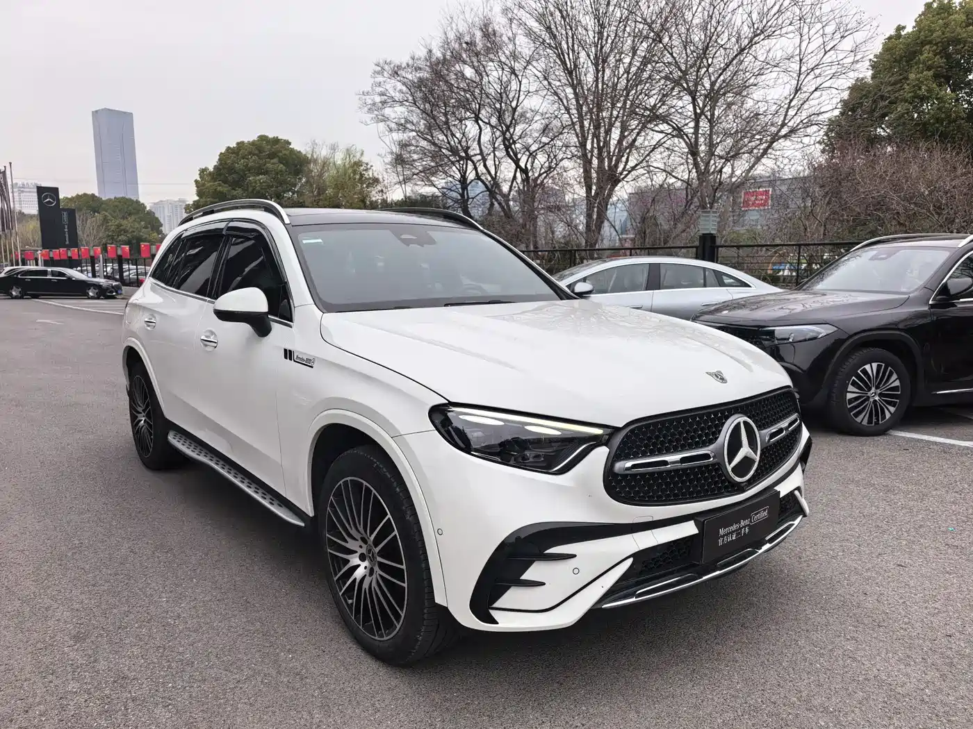 Mercedes-Benz GLC 2023 GLC 300 L 4MATIC Luxury 7-Seater фото 3