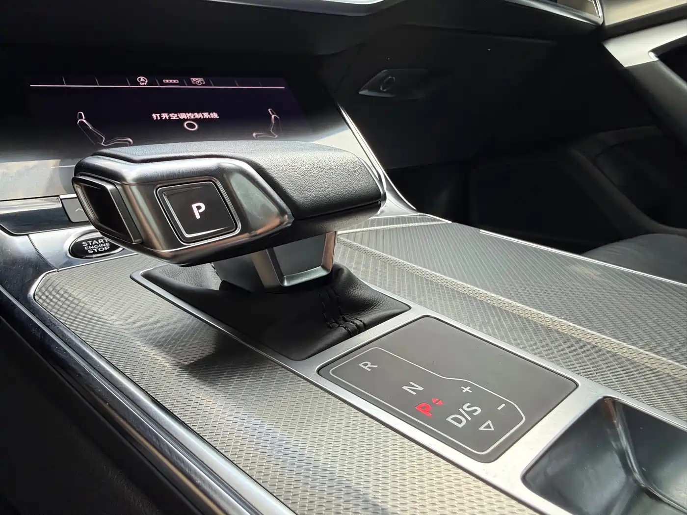 Audi A6L 2021 45 TFSI Exclusive Sport фото 19