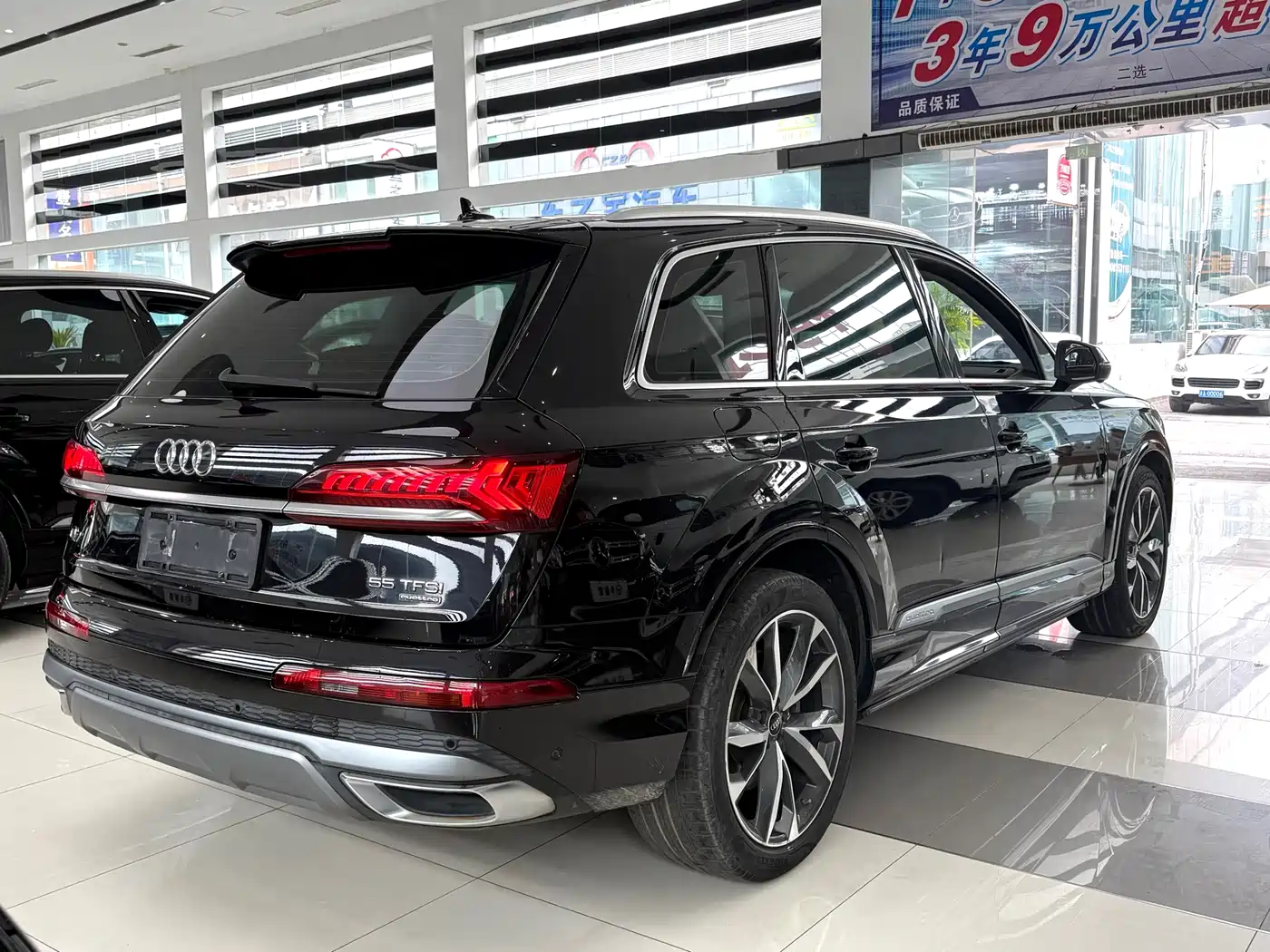 Audi Q7 2021 55 TFSI quattro S line Sport фото 20