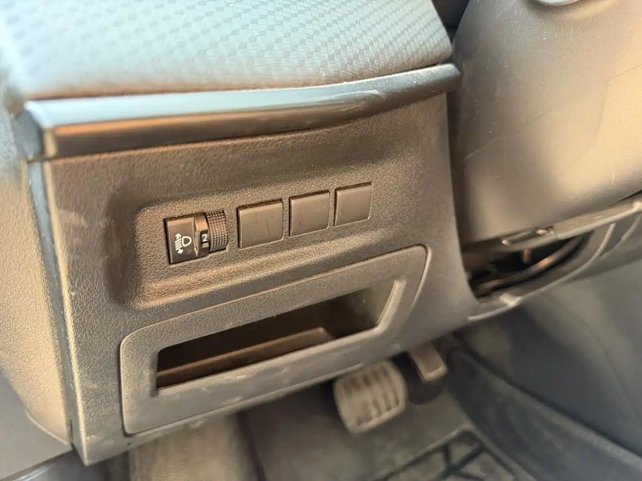 DONGFENG YI HYUN MAX