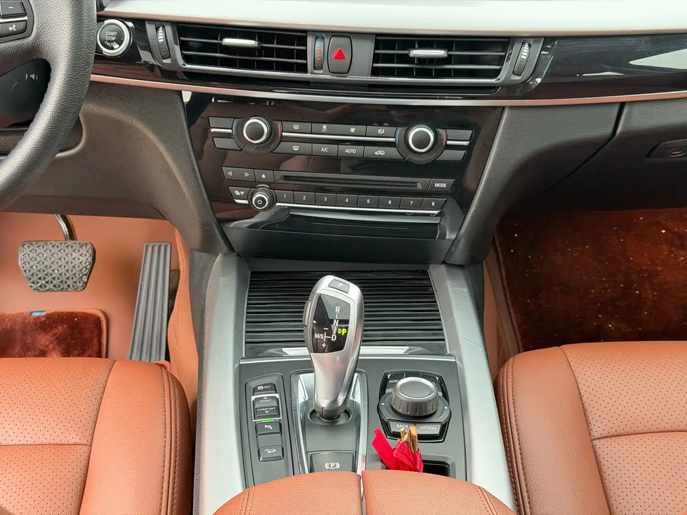 BMW X5 (Import) 2017 xDrive35i Elegance фото 16