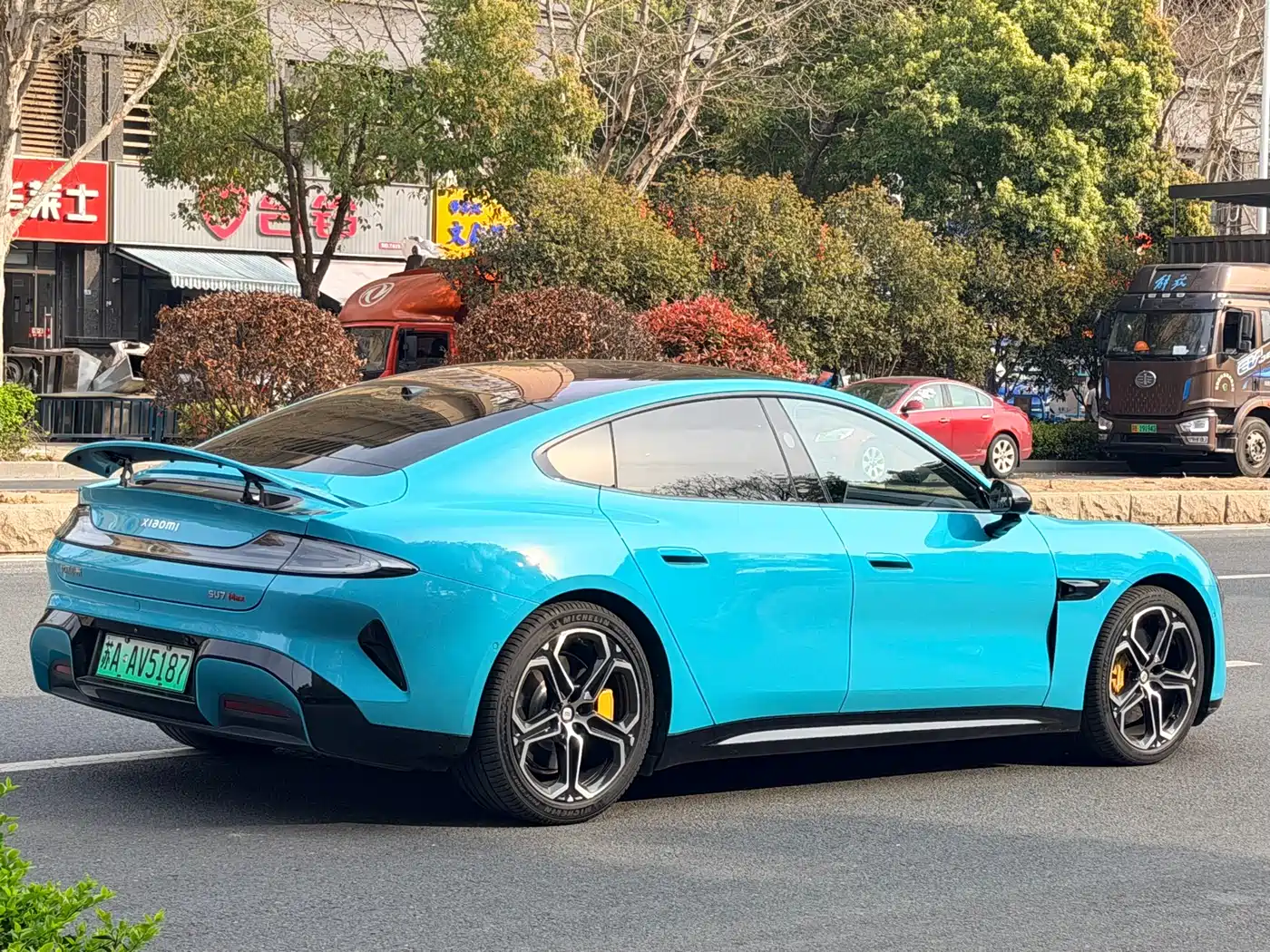 XIAOMI CAR XIAOMI SU7