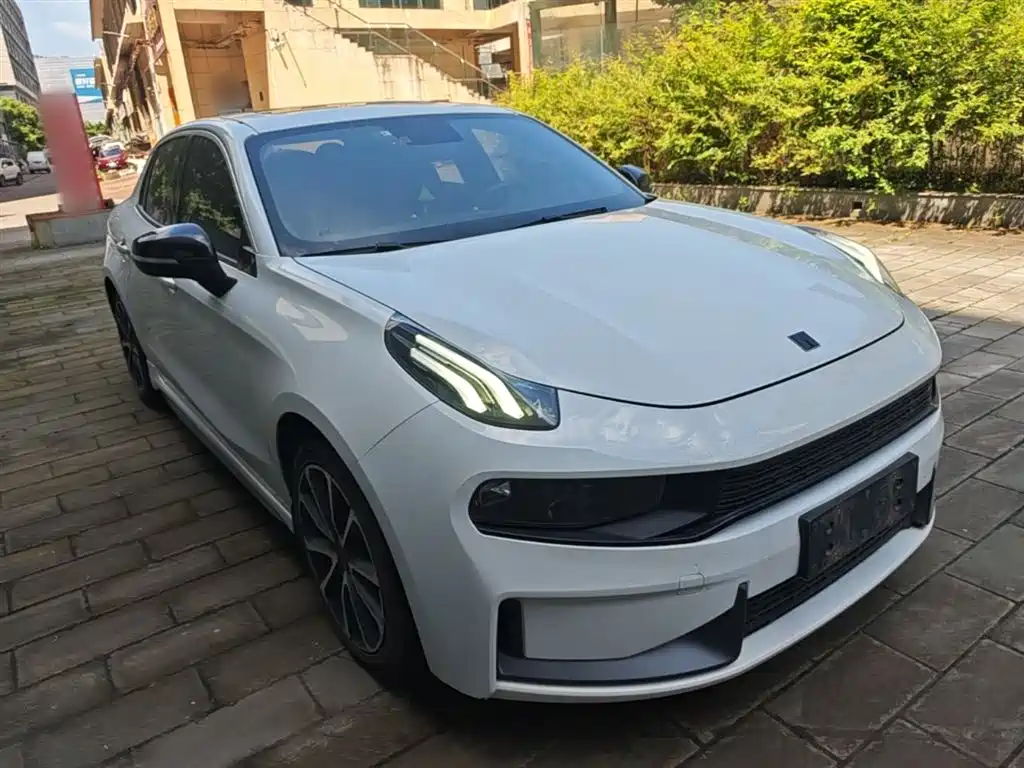 Lynk & Co 03 2020 1.5TD DCT Power Edition фото 4