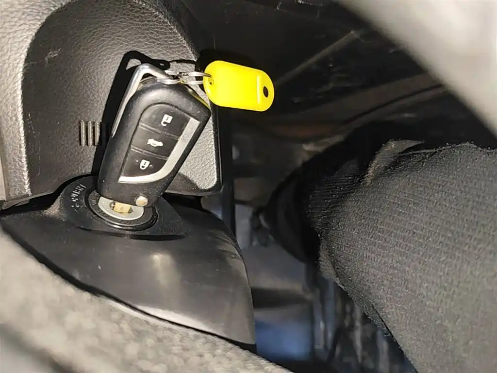 Toyota Levin 2014 1.6G-L CVT Premium Edition фото 9