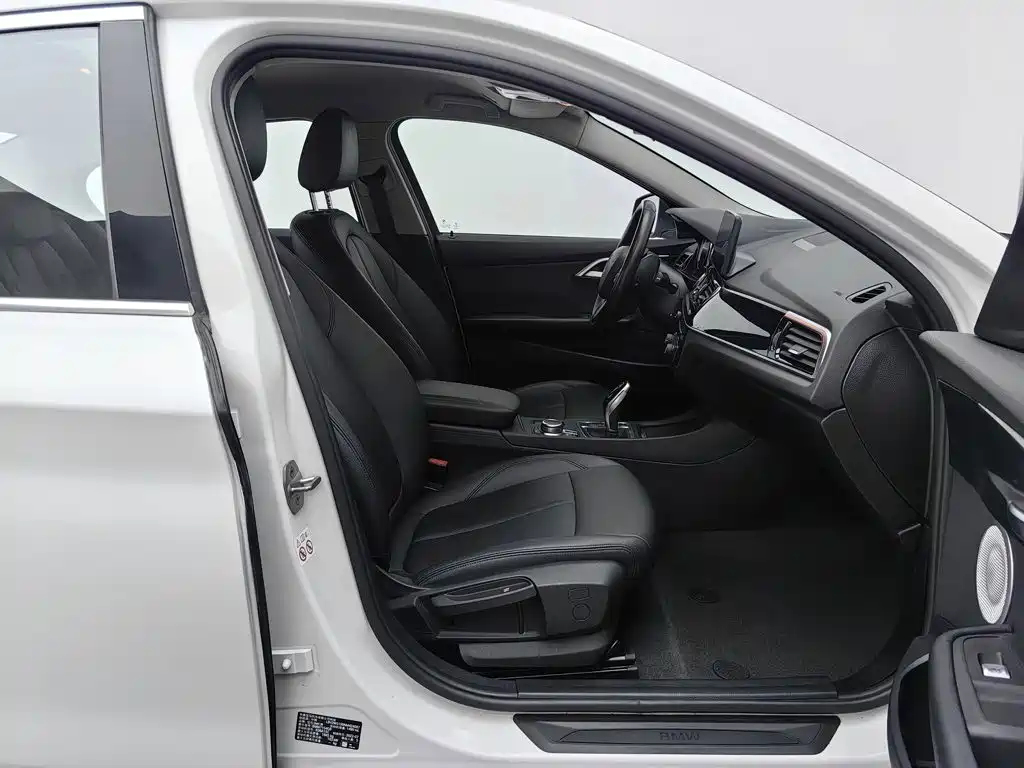 Фото 23 - BMW 1 Series