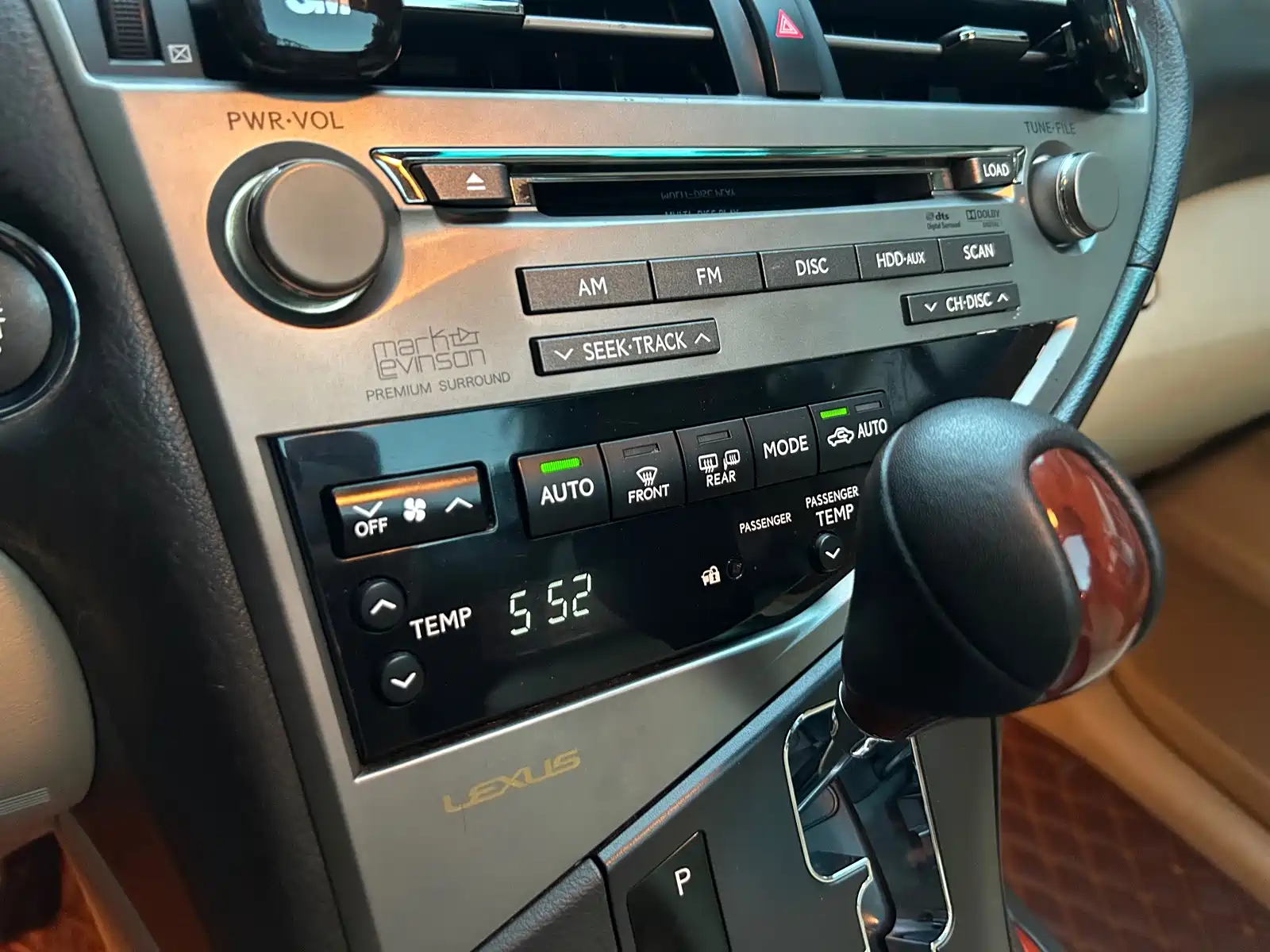 صورة 21 - Lexus RX Classic