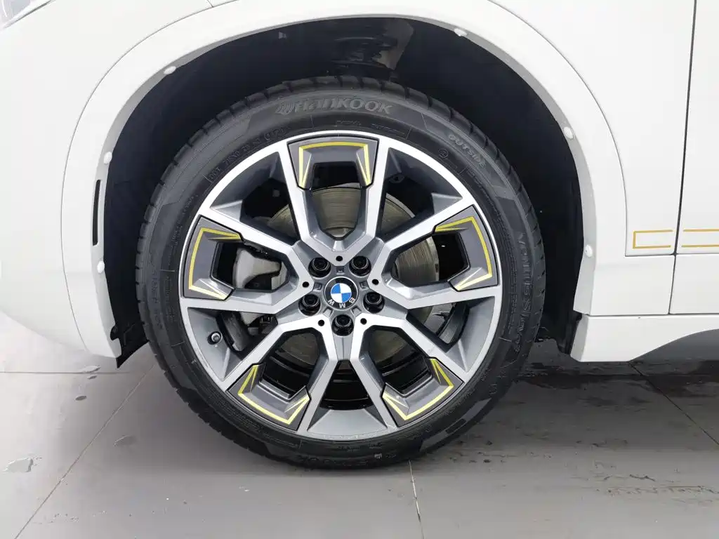Фото 17 - BMW X2