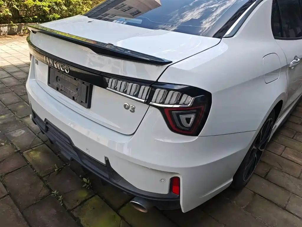 Lynk & Co 03 2020 1.5TD DCT Power Edition фото 8