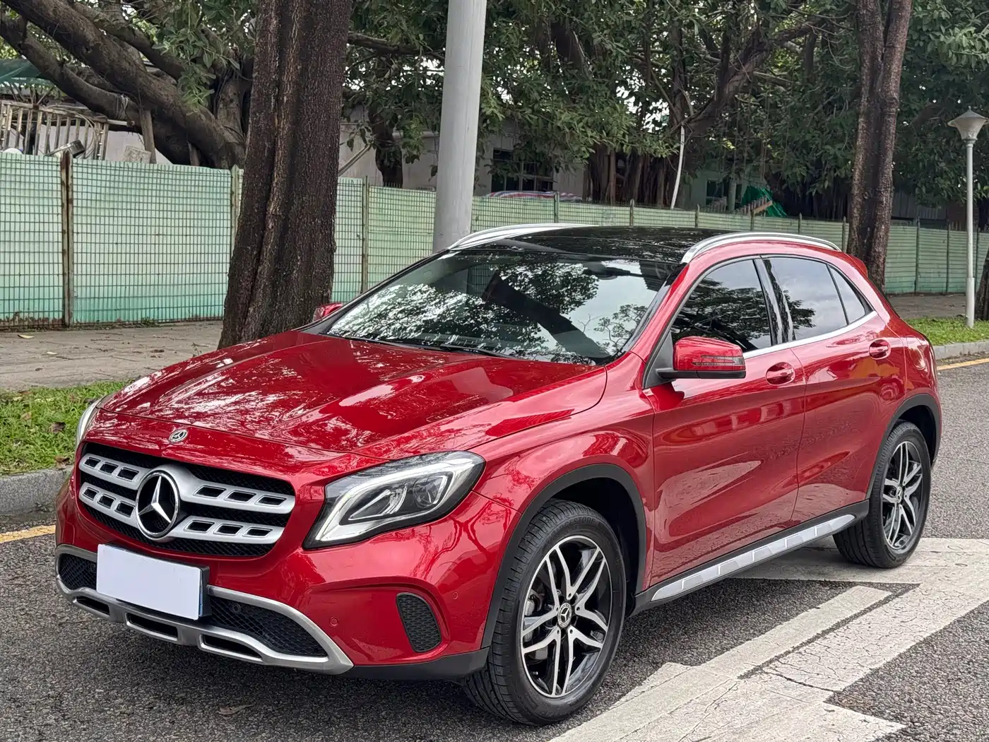 Mercedes-Benz GLA 2017 GLA 200 Fashion