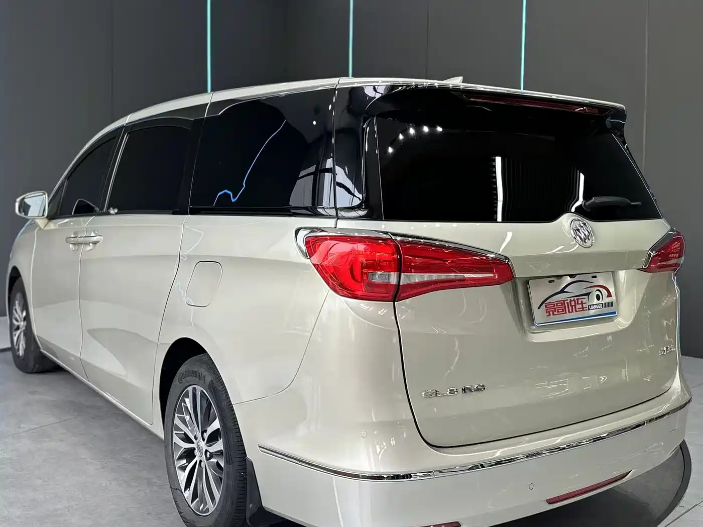 Buick GL8 2018 ES 28T Luxury Type China VI фото 8