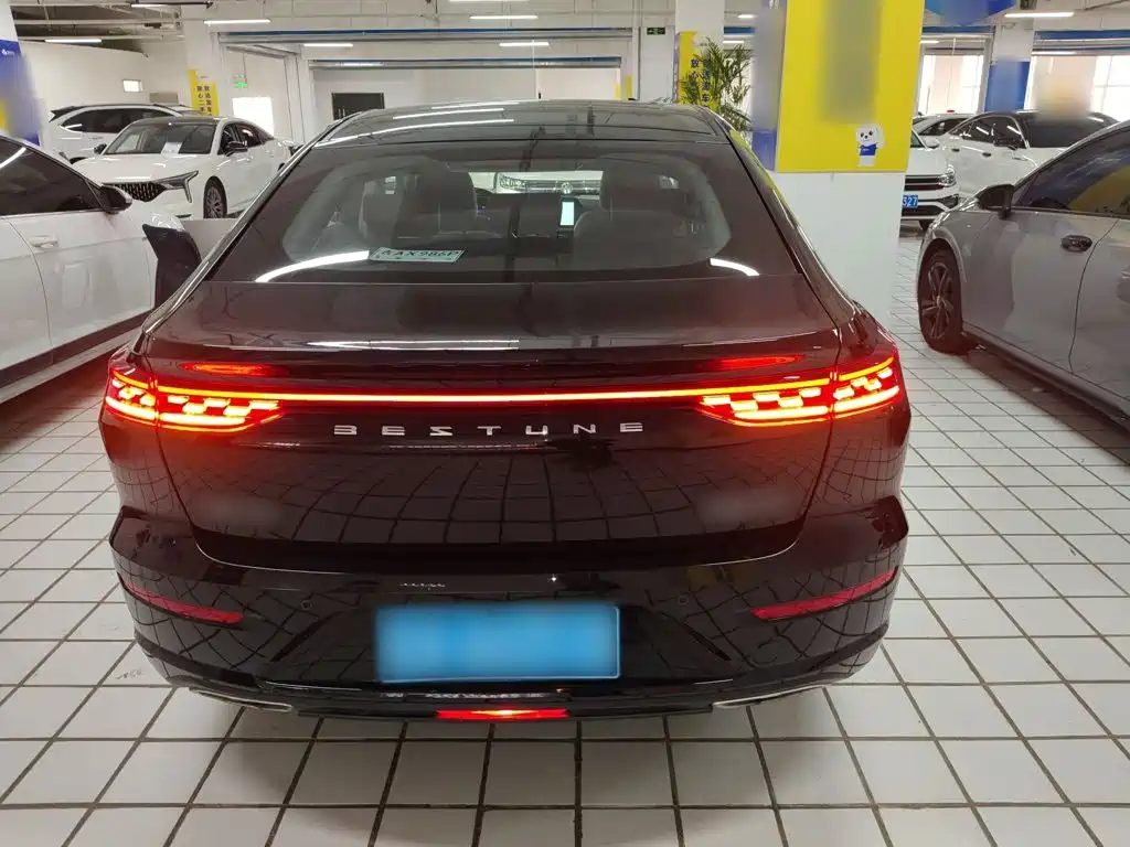 Besturn B70 2025 2024 Model Soaring Dragon Edition 1.5T Pioneer
