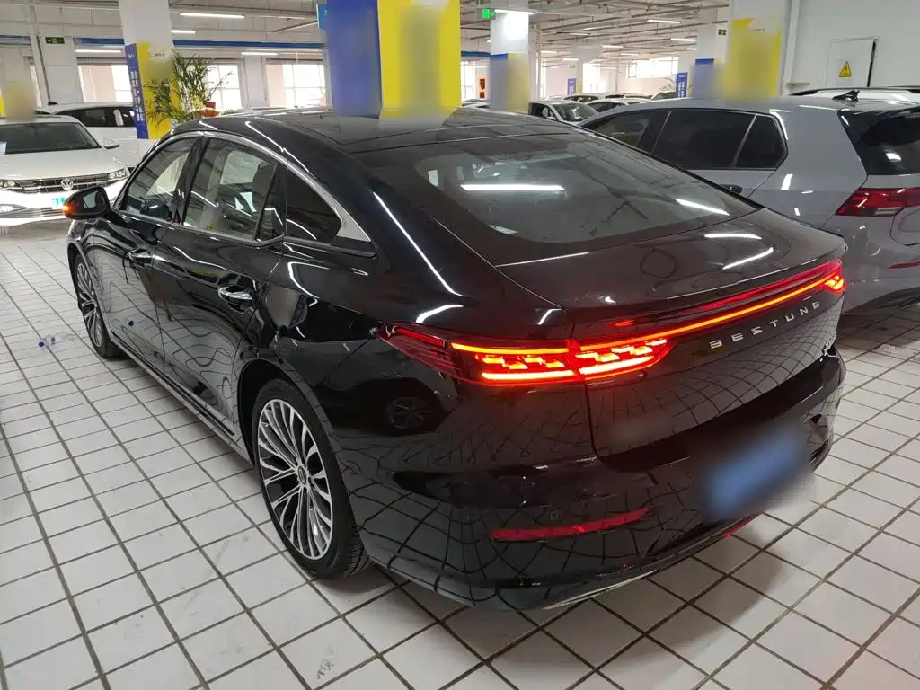 Besturn B70 2025 2024 Model Soaring Dragon Edition 1.5T Pioneer