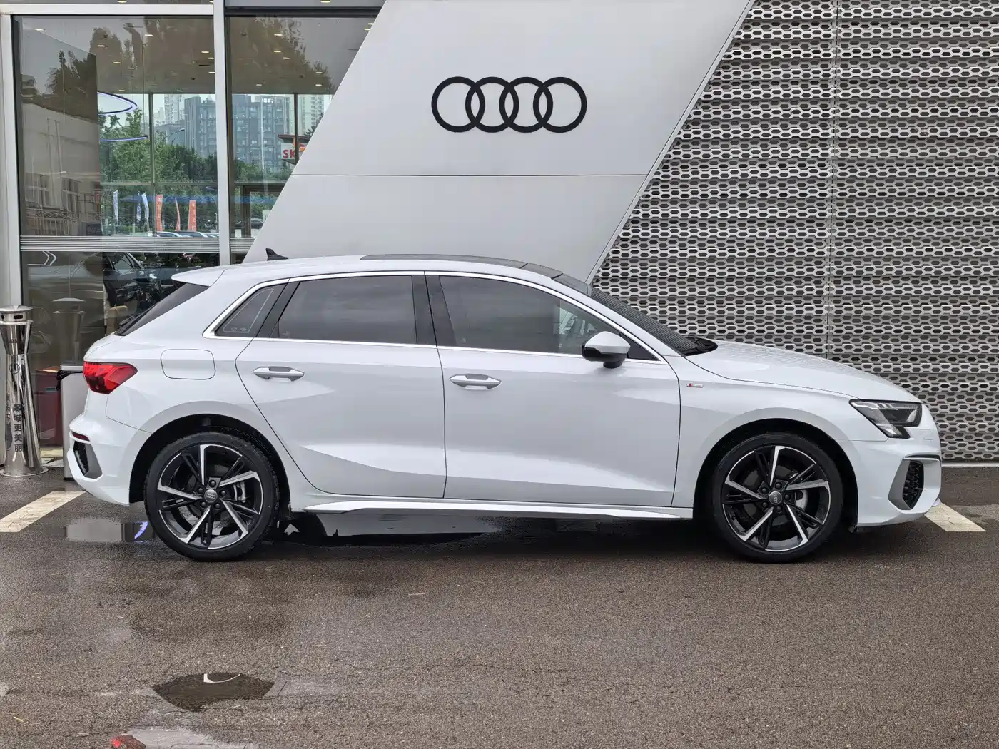 Audi A3 2021 Sportback 35 TFSI Fashion Sport фото 4