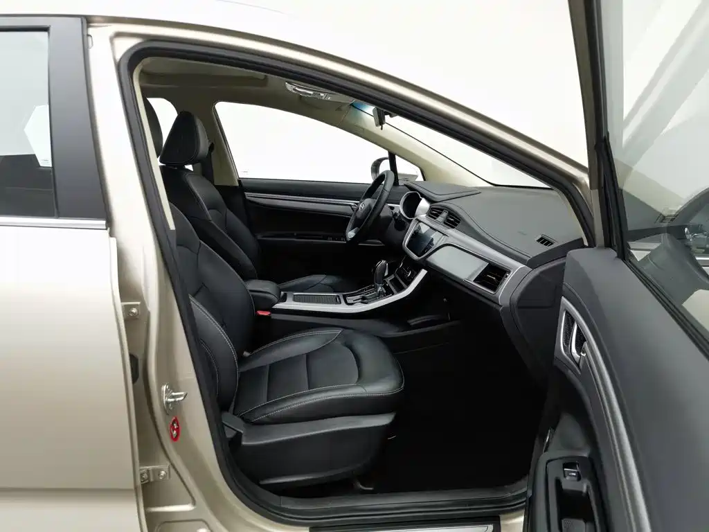 Geely Emgrand GS 2020 2019 1.4T CVT Elegance