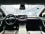 Photo 4 - Tesla Model Y