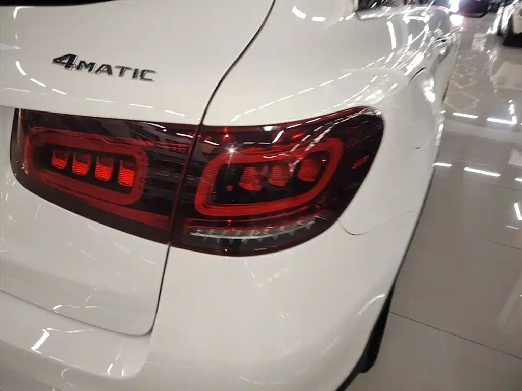 Mercedes-Benz GLC 2022 Facelift GLC 300 L 4MATIC Dynamic Collector's Edition фото 8