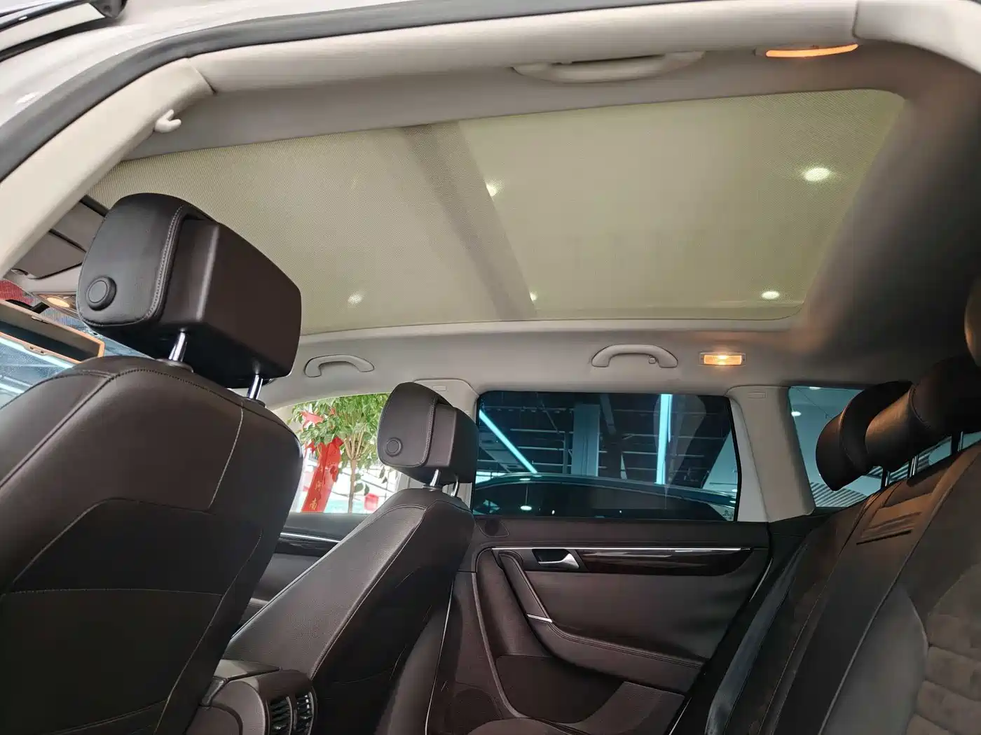 Volkswagen Magotan (Import) 2012 Wagon 2.0TSI Comfort фото 11