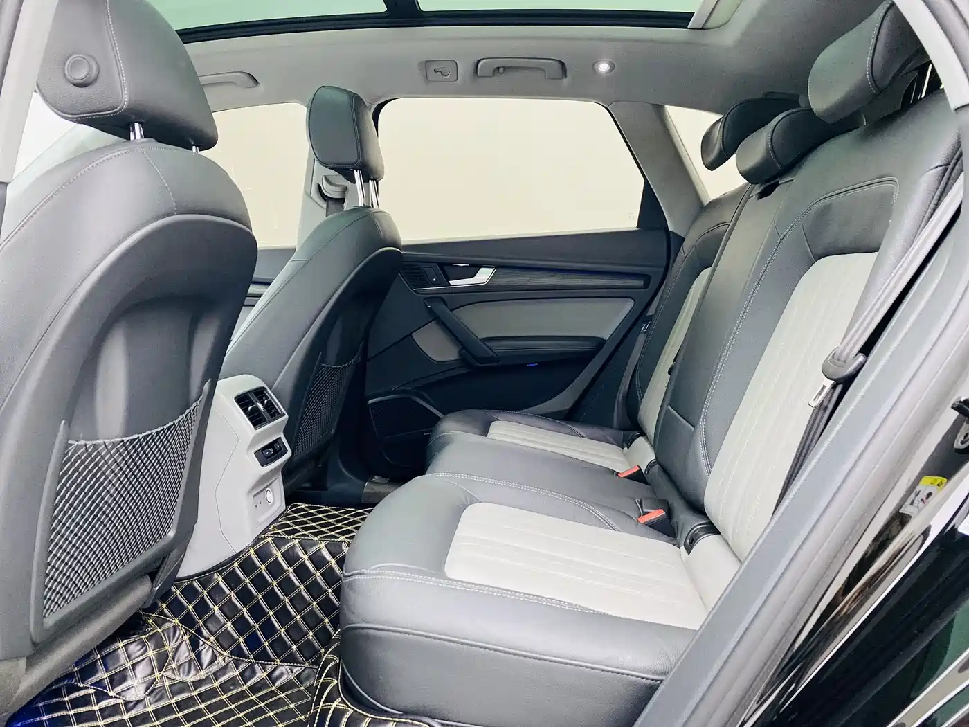 Audi Q5L 2018 45 TFSI Exclusive Elegance (China V) фото 16