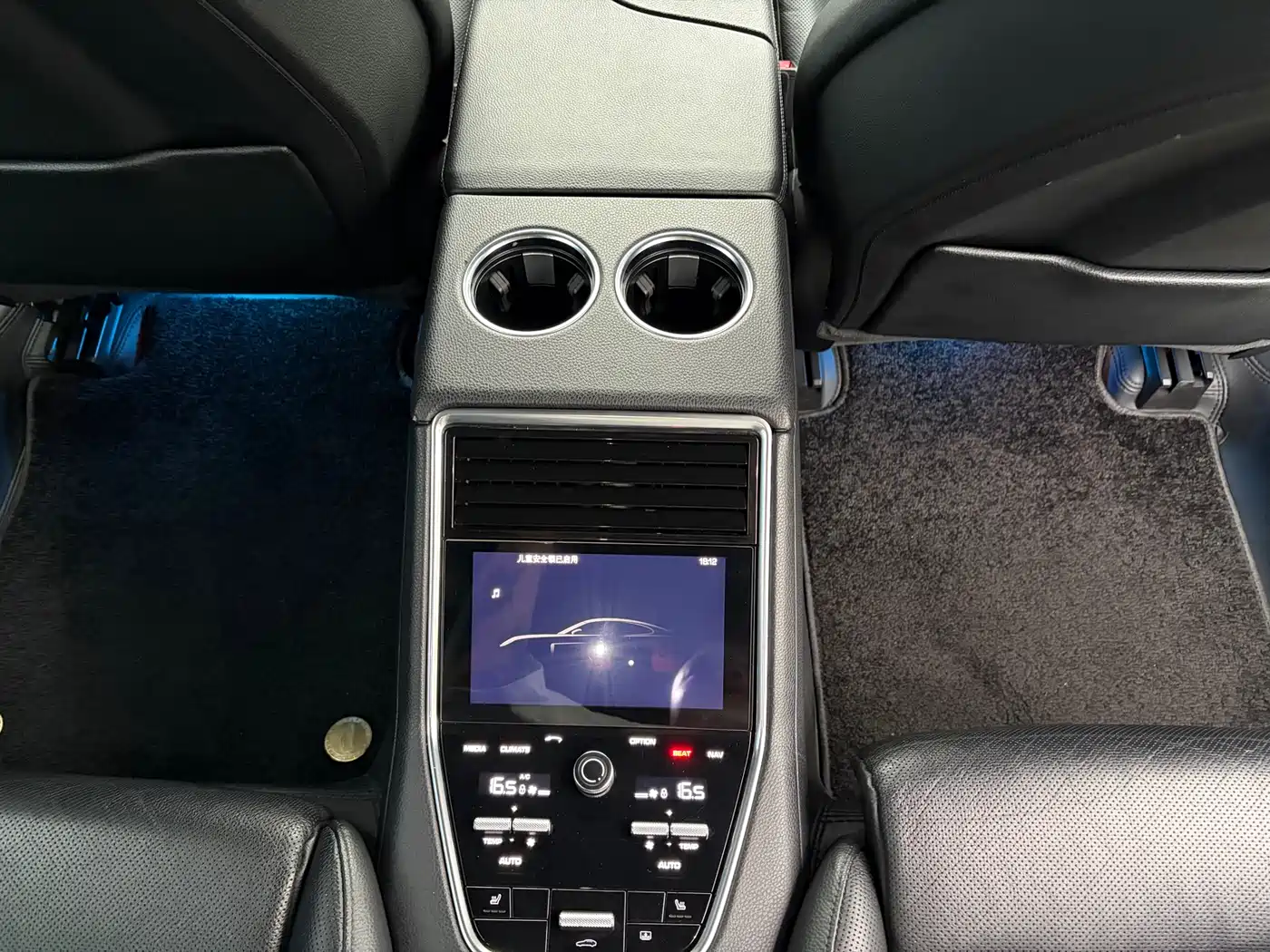Porsche Panamera 2017 Panamera Executive Long Wheelbase 3.0T фото 12