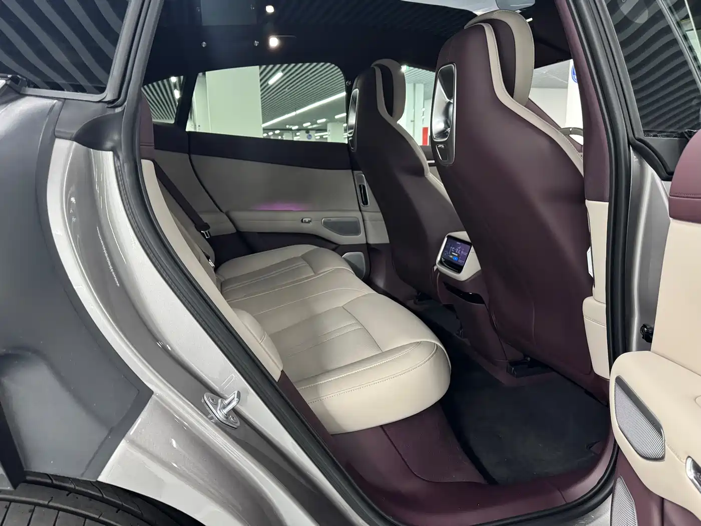 XIAOMI CAR XIAOMI YU7