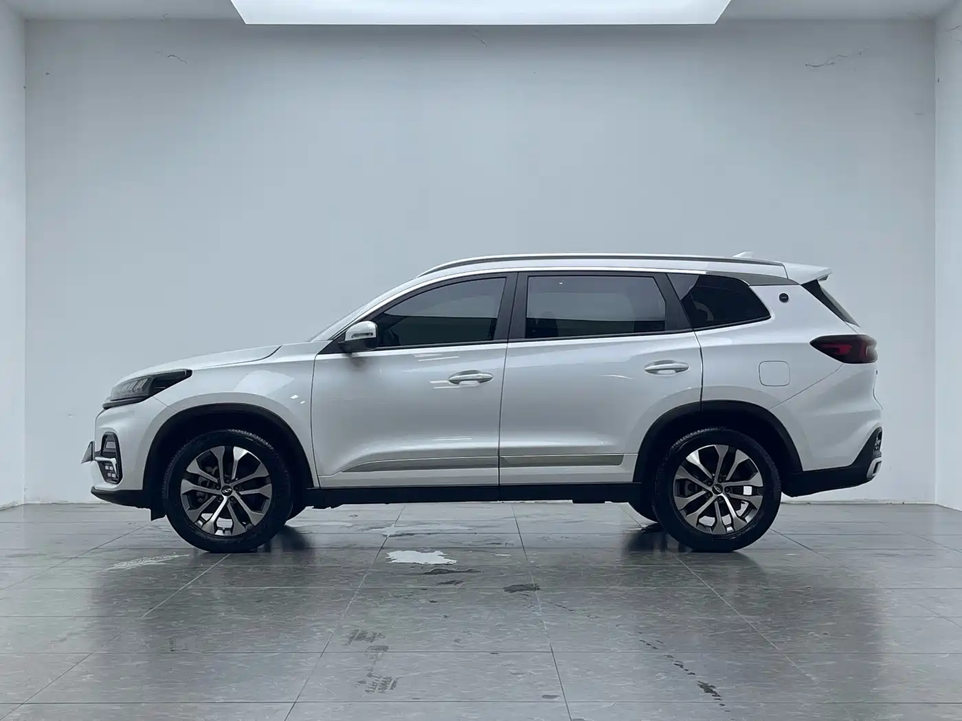 Photo 6 - Chery Tiggo 8