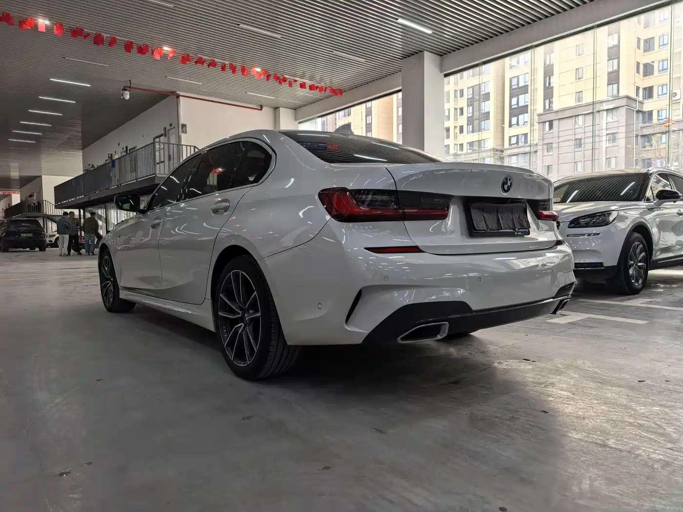 BMW 3 Series 2020 325Li M Sport Package фото 19