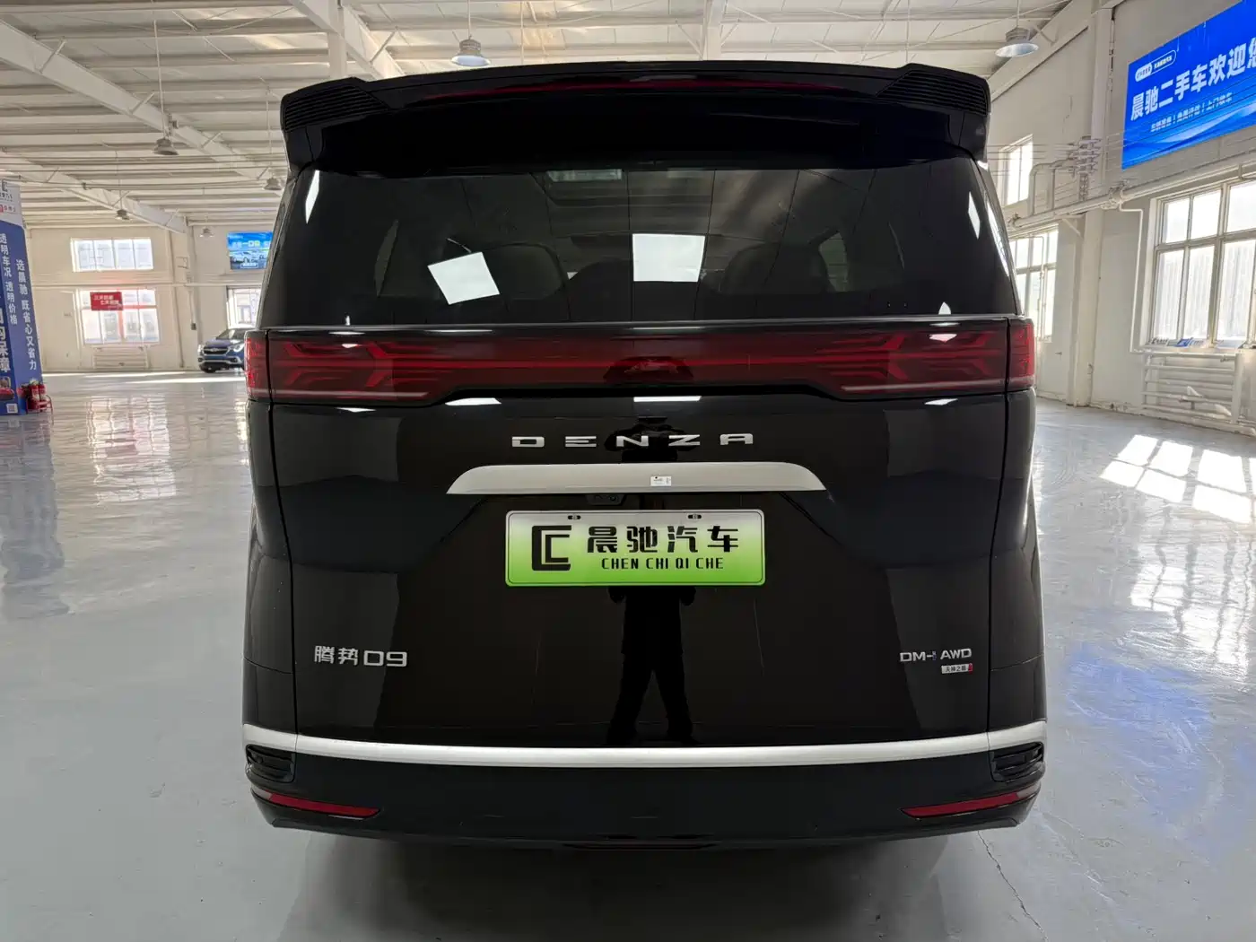 Denza D9 2025 Model DM-i Smart Drive Edition 1020 AWD Flagship фото 5