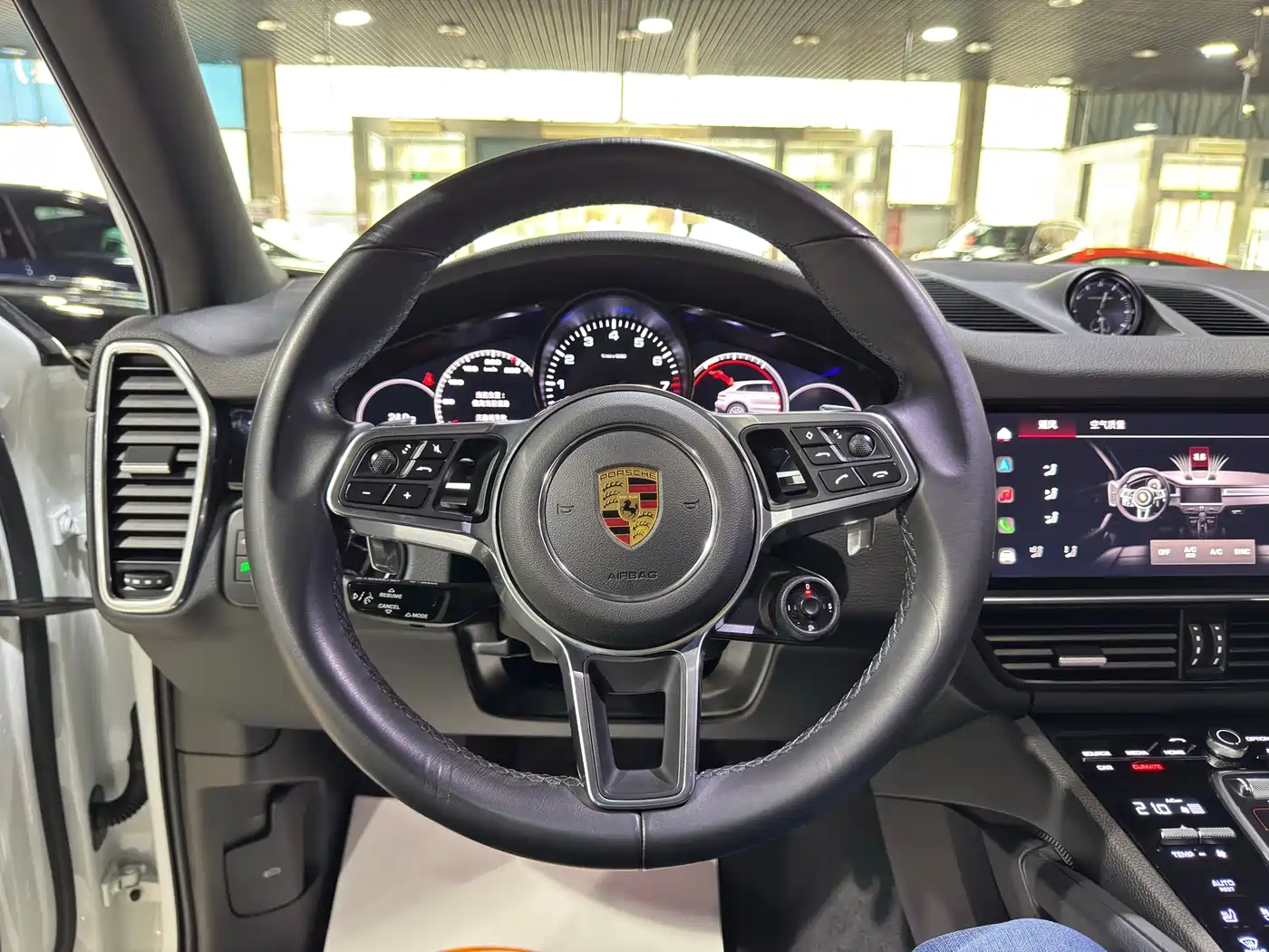 PORSCHE CAYENNE