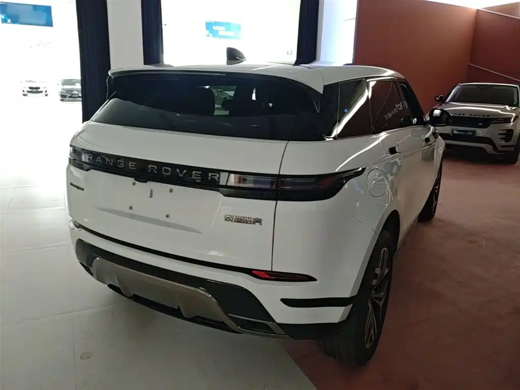 Land Rover Range Rover Evoque 2024 Range Rover Evoque L 249PS Light Master Edition фото 7