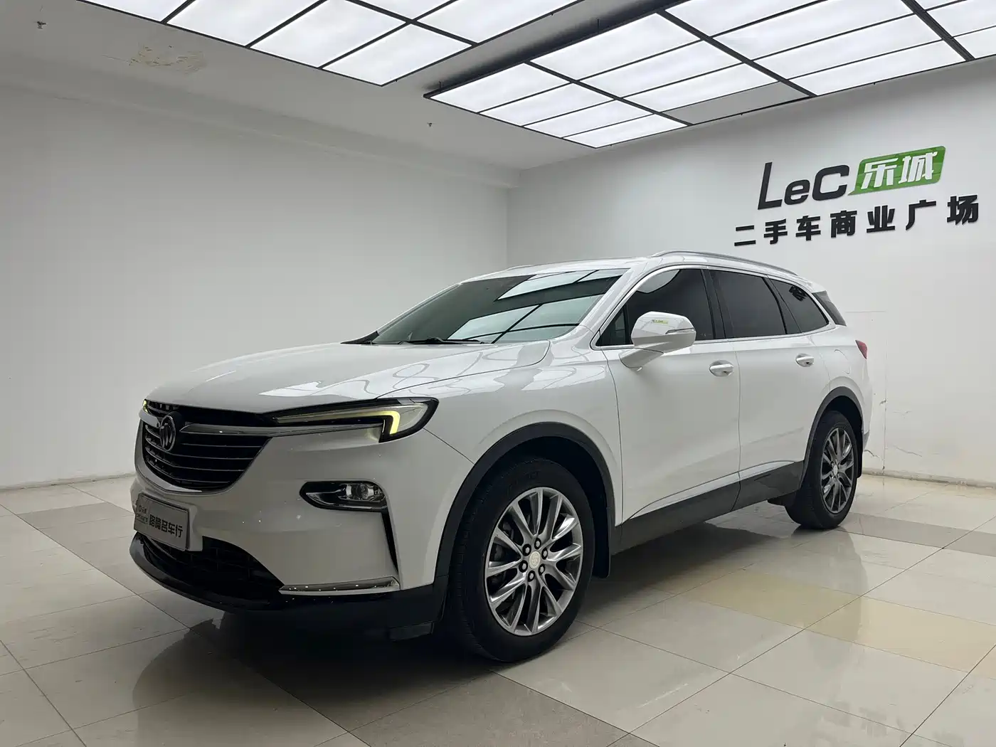 Buick Enclave 2021 2020 28T 2WD Premium Model