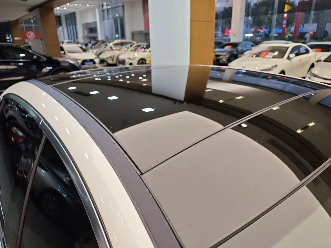 Mercedes-Benz E-Class 2016 E 300 L Fashion Type фото 37