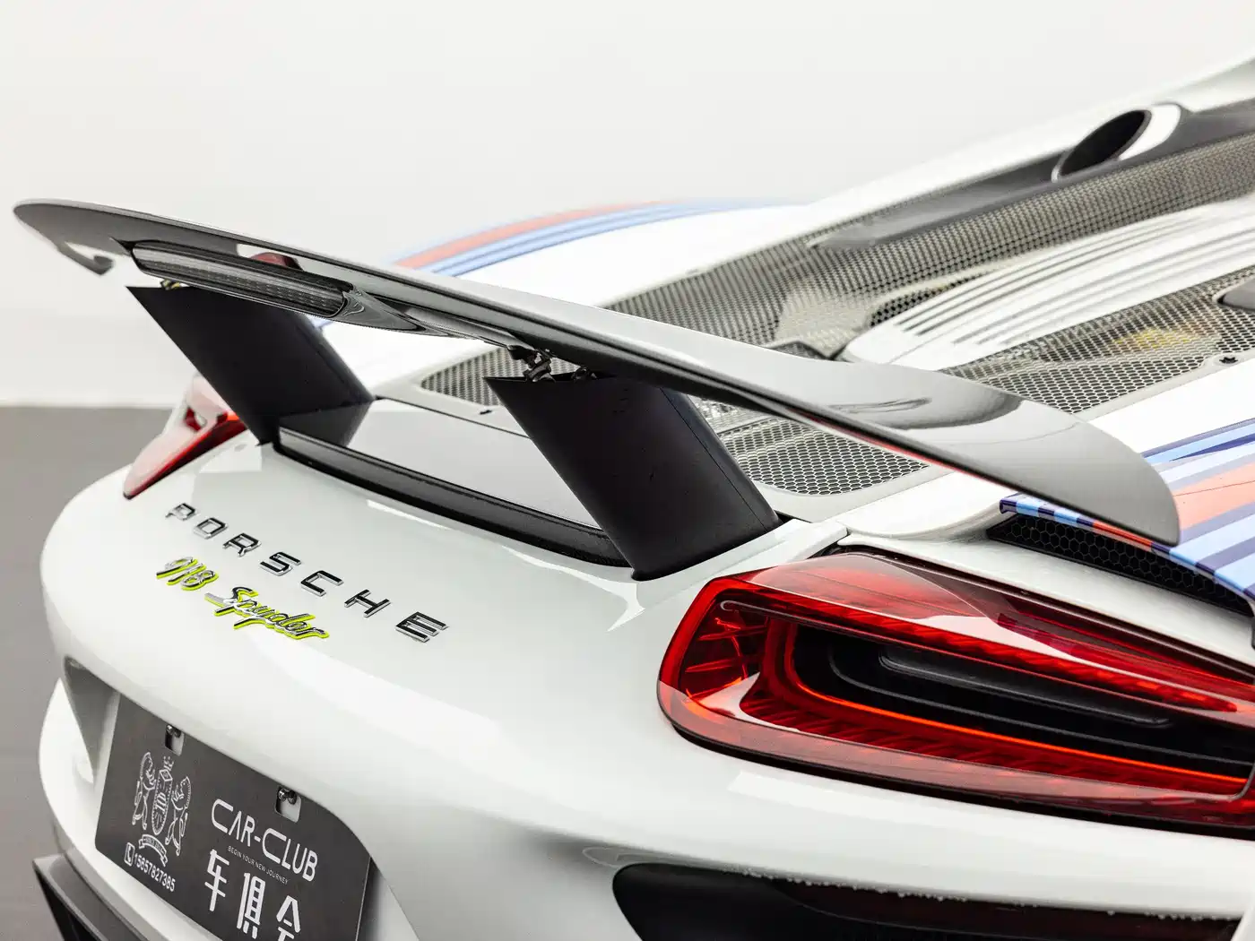 Porsche 918 Spyder 2014 Weissach Package 4.6L фото 4