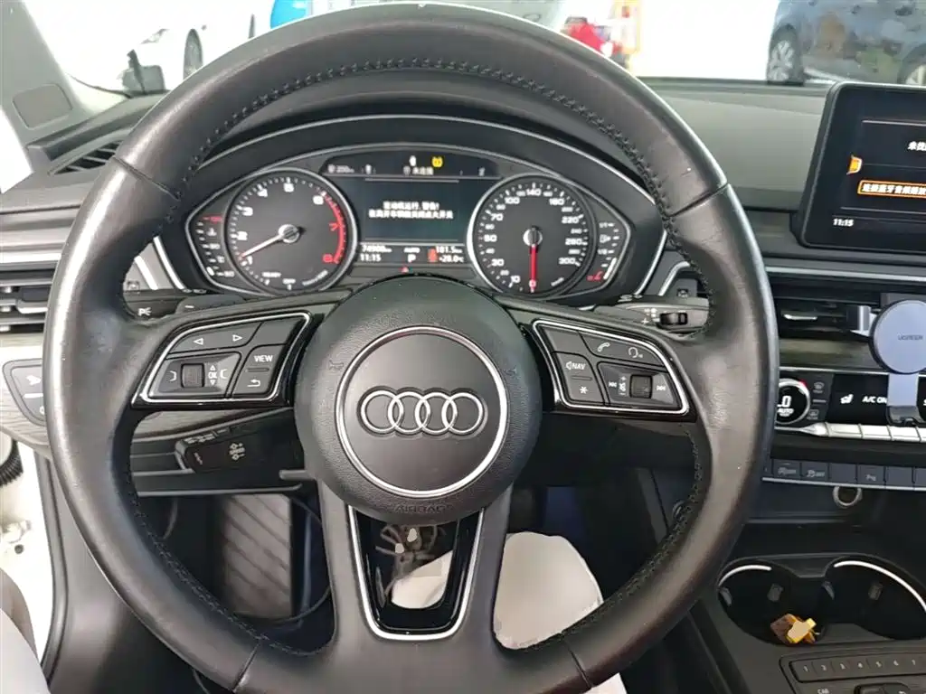 Audi A4L 2017 40 TFSI Style Edition фото 11