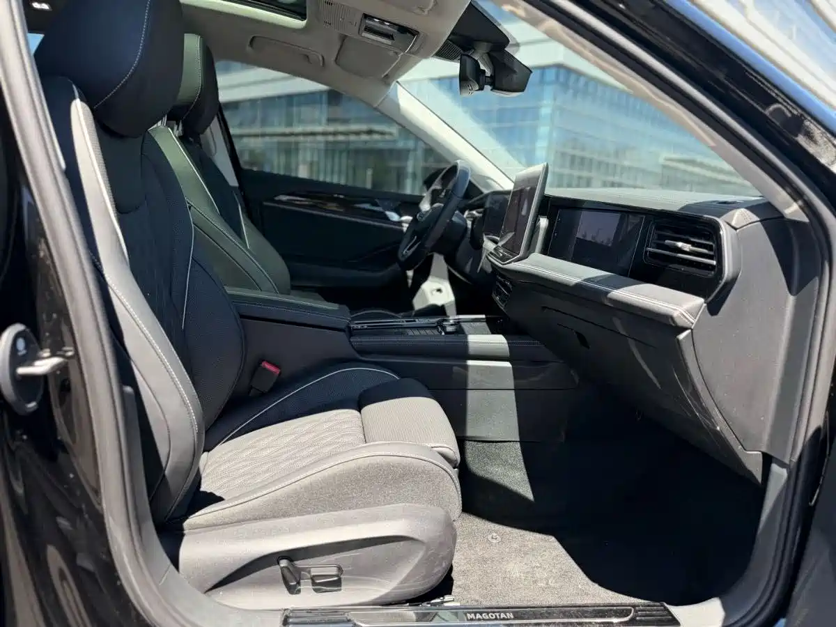 Volkswagen Magotan 2024 380TSI DSG Luxury Edition (Daimai Package) фото 11