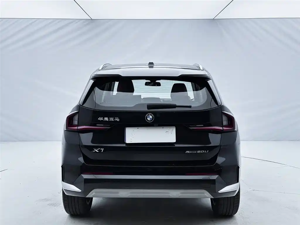 BMW X1 2023 sDrive20Li X Design Package фото 5
