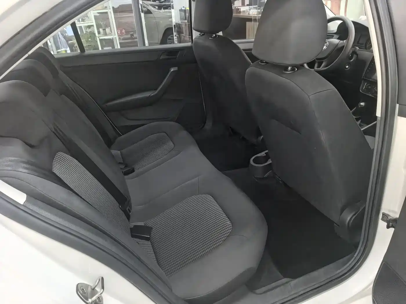 Volkswagen Santana 2016 1.6L Automatic Trend Edition фото 6