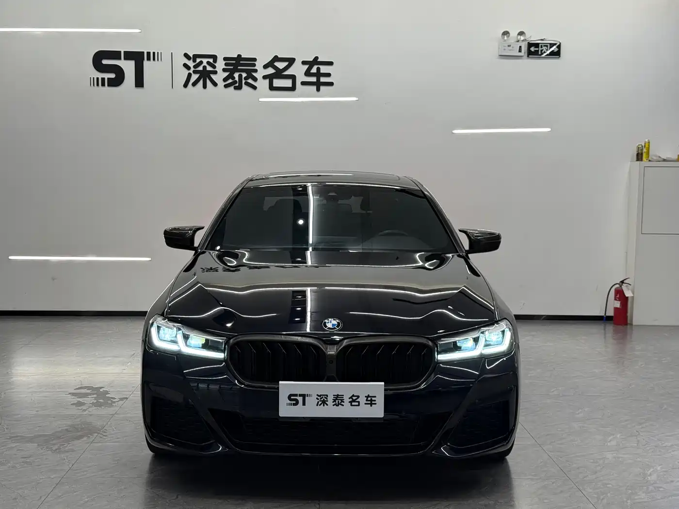 BMW 5-SERIES