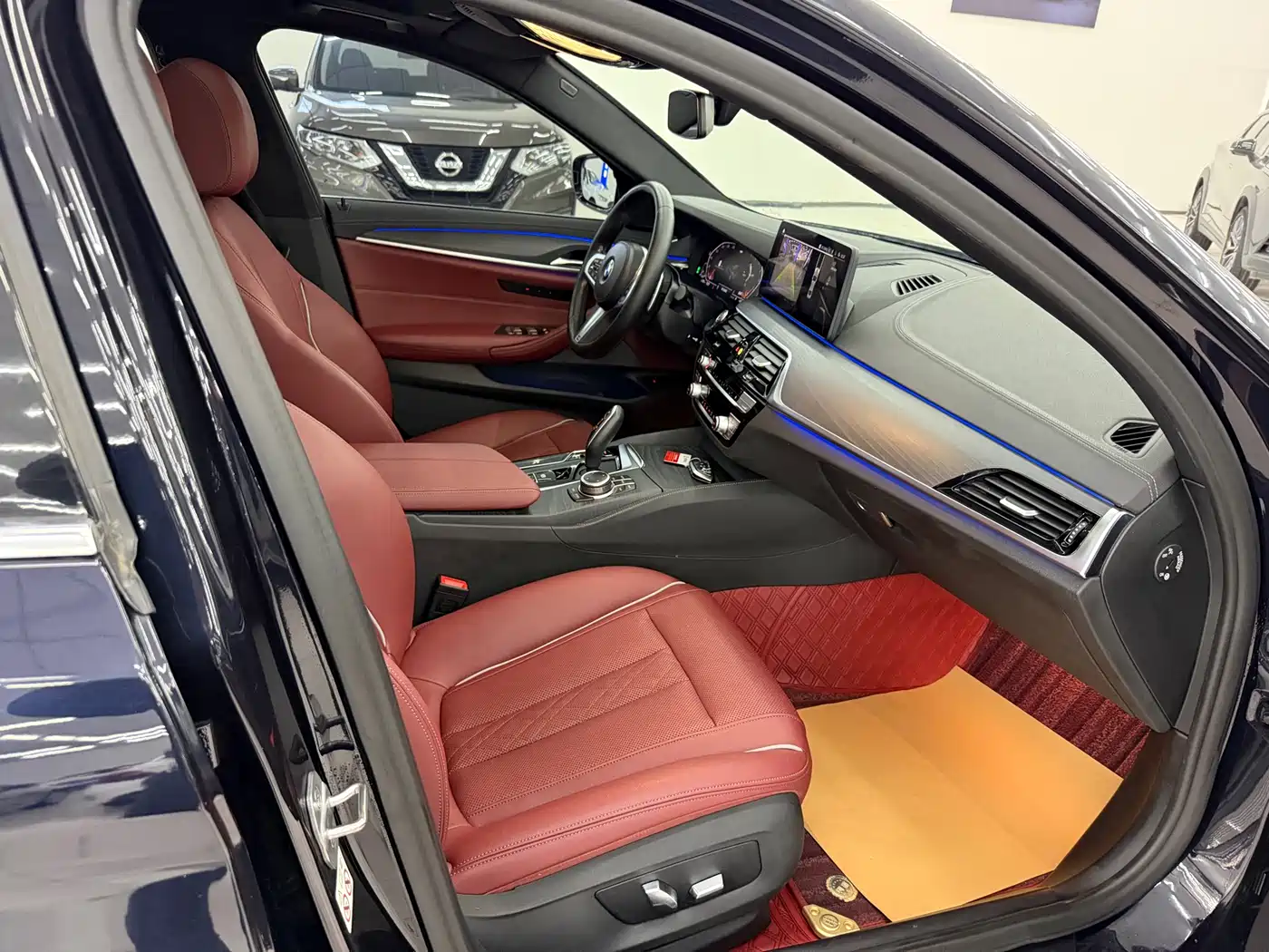 BMW 5 Series 2022 530Li Leading M Sport Package фото 7