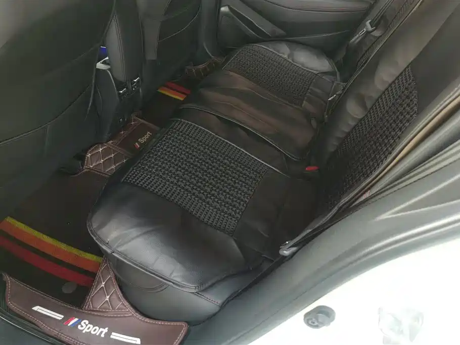 Toyota Levin 2023 185T CVT Sport фото 11