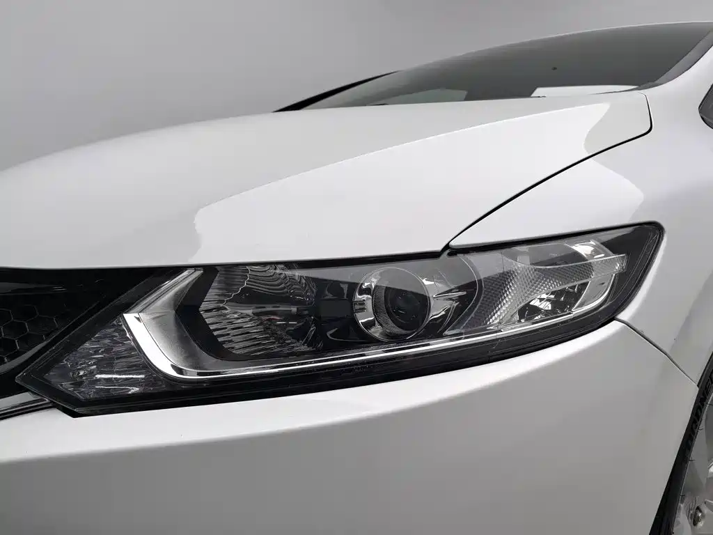 Фото 7 - Honda Jade