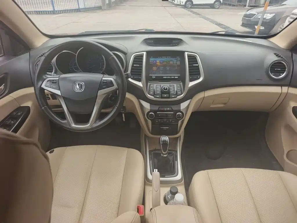 Changan Eado 2015 2015 1.6L Manual Luxury China V