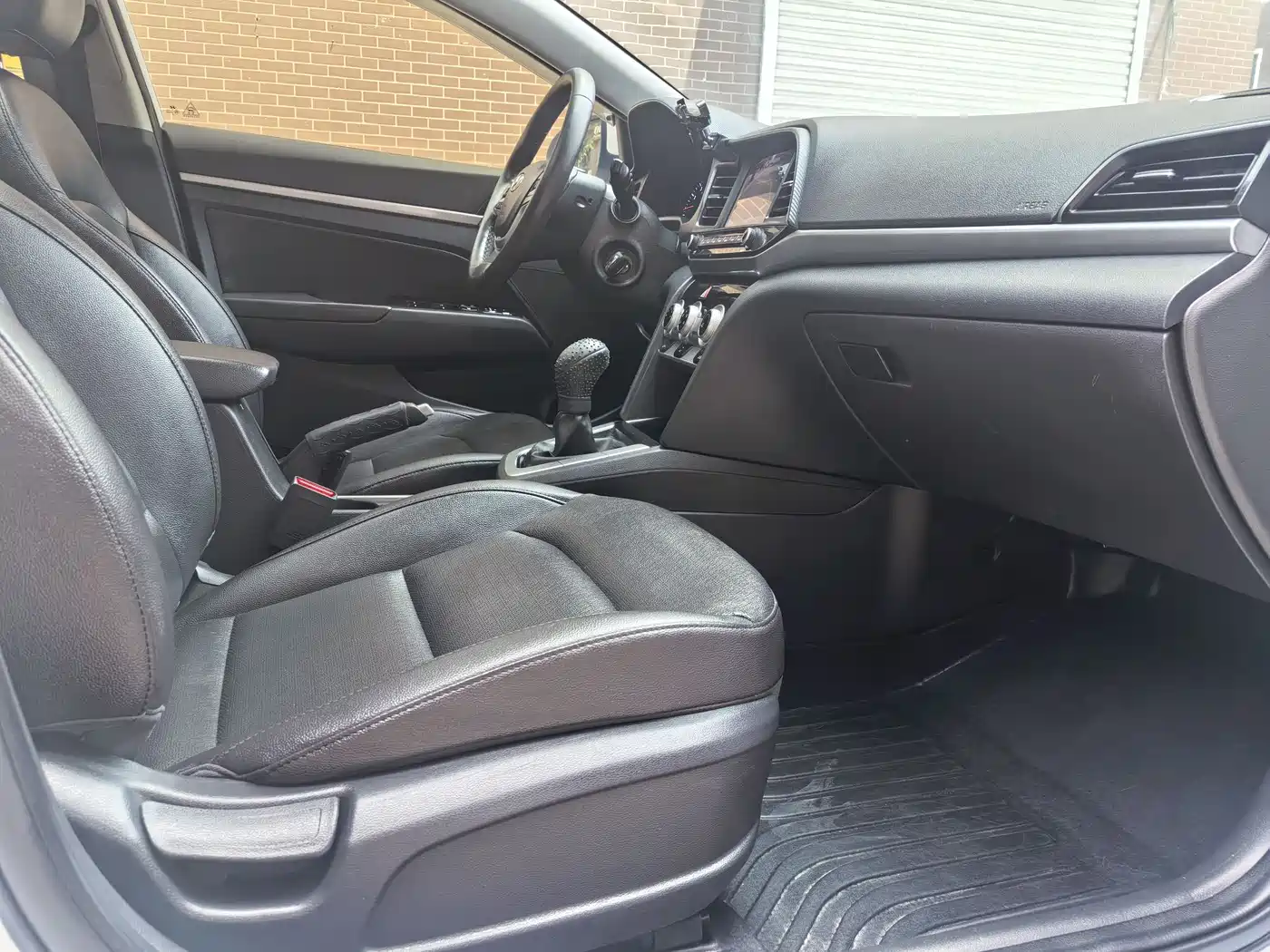 Hyundai Elantra 2020 1.5L CVT Smart Style·Elite фото 5